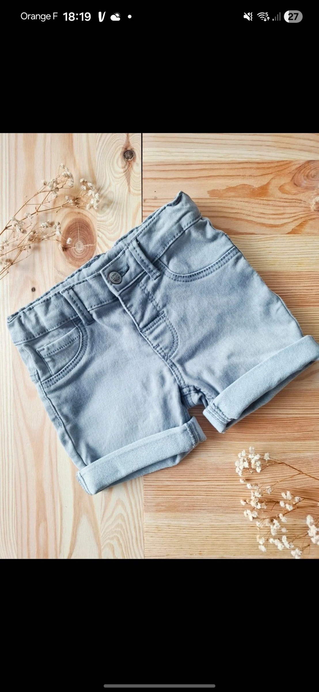 🩶 Joli short en denim gris – taille 98 cm 3 ans –